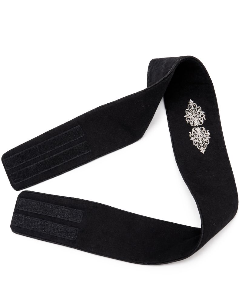 Nye Tora festdrakt til dame i silver